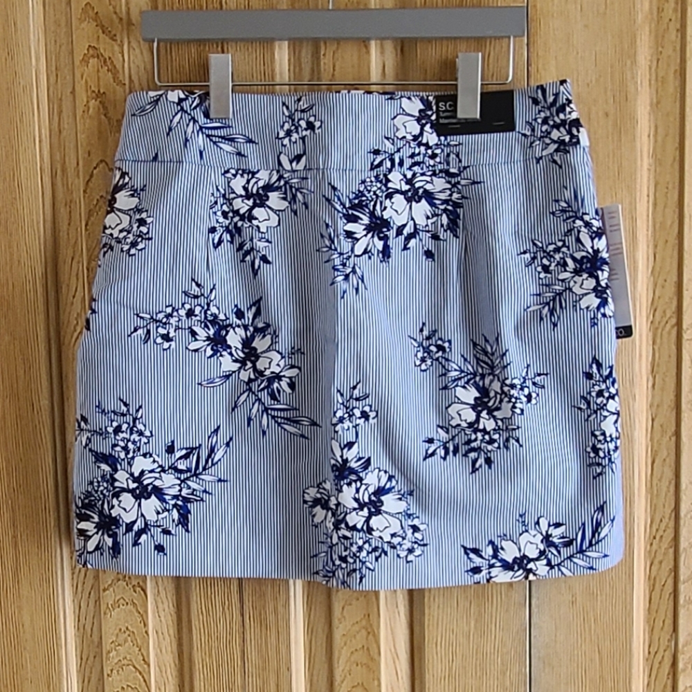 Skirt - Picture 2 of 4